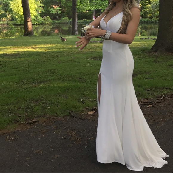 PROM DRESS - Picture 3 of 6